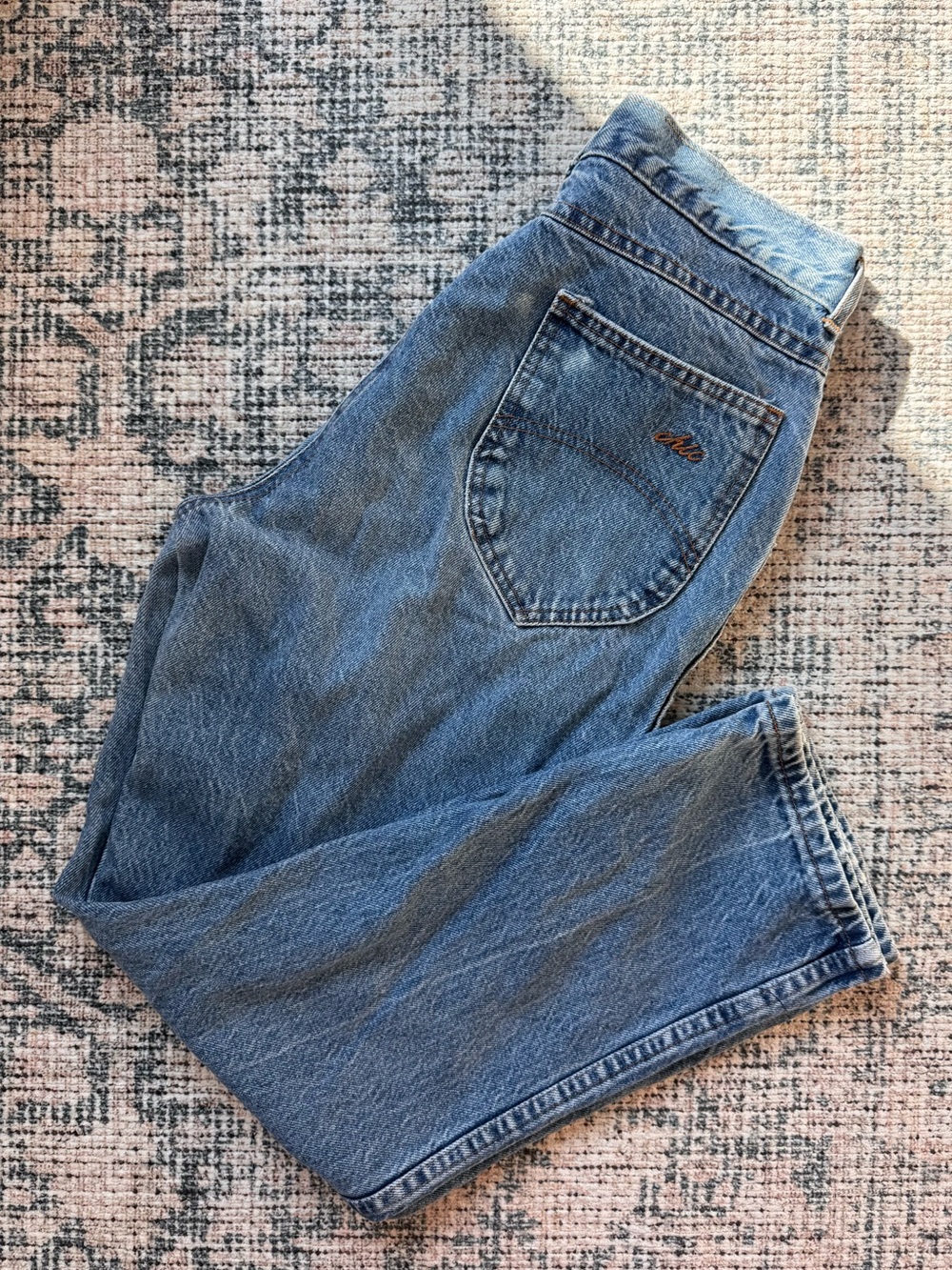 Vintage chic jeans
